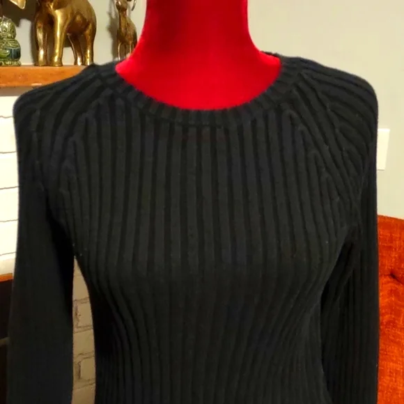 Jamie Scott Ribbed Sweater - Picture 3 of 11